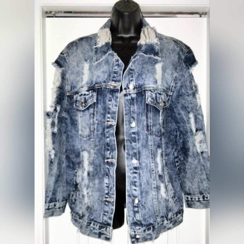 Dreamland Women's Distressed Bleached Ripped Denim blue jean jacket Size Medium